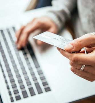 ¿Qué es una tarjeta de crédito asegurada y cómo funciona?